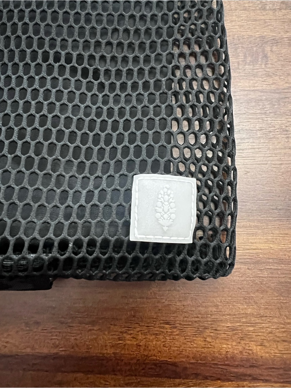 FP Movement Mini Mesh Sling Bag - Picture 3 of 7